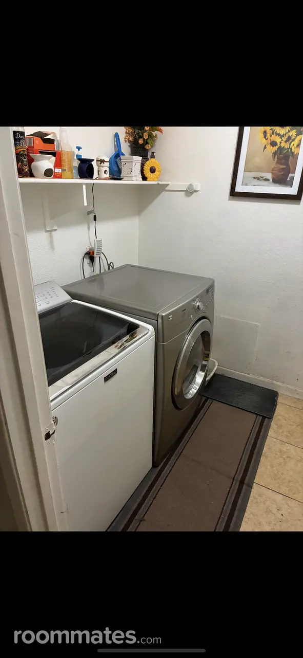 Profile photo 1 of 4