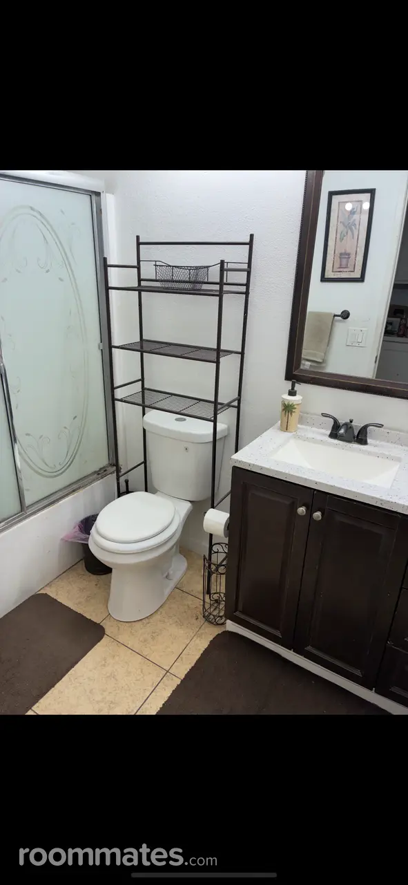 Profile photo 2 of 4