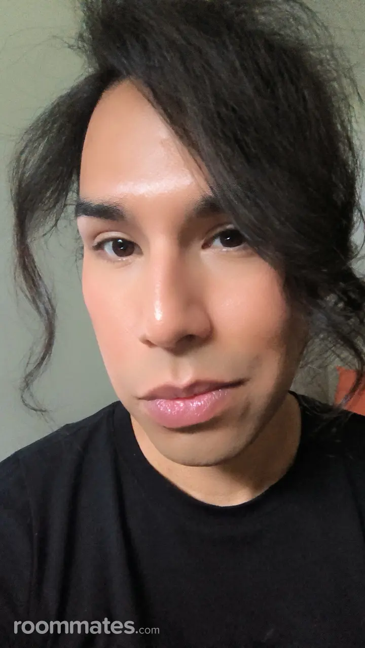 Profile photo 1 of 1