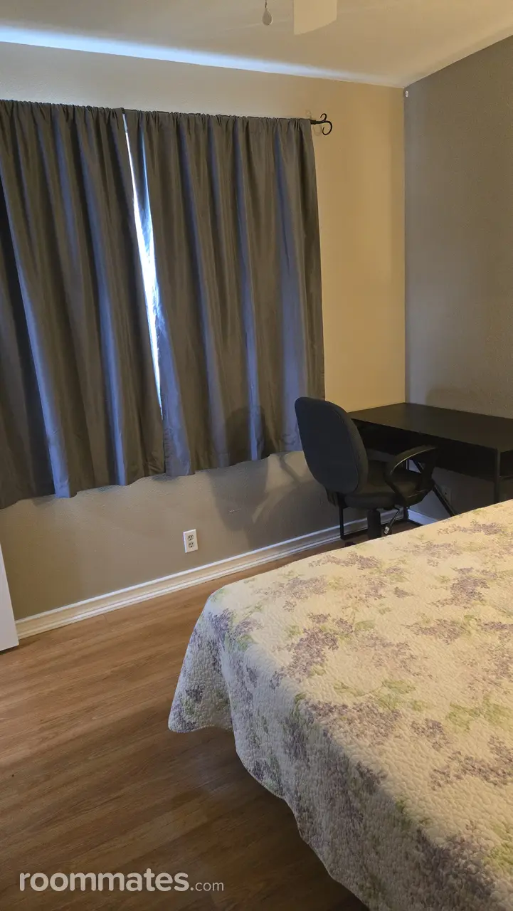 Profile photo 2 of 5