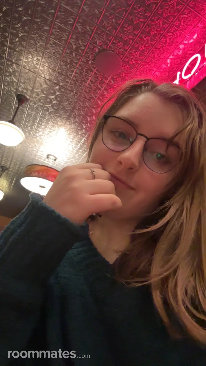 Profile photo 11 of 14