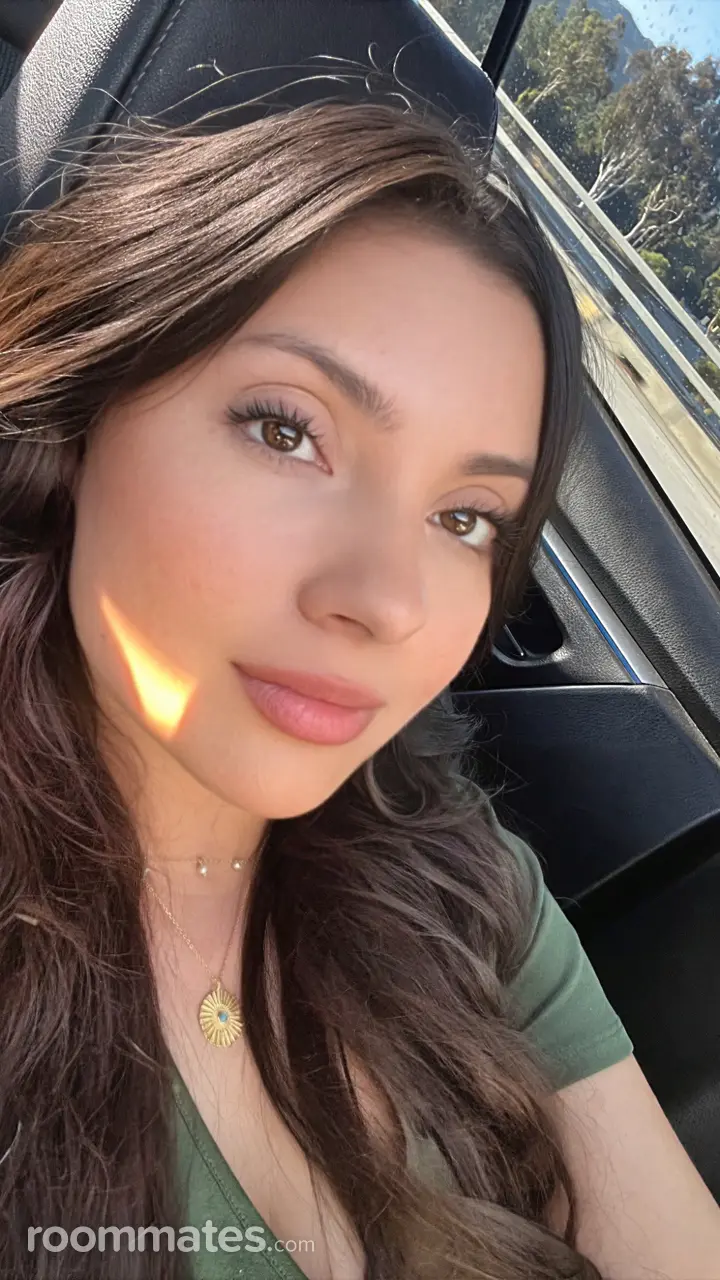 Profile photo 1 of 1