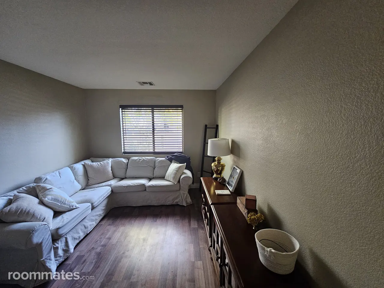 Profile photo 3 of 6