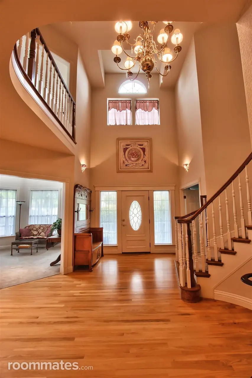 Profile photo 6 of 11