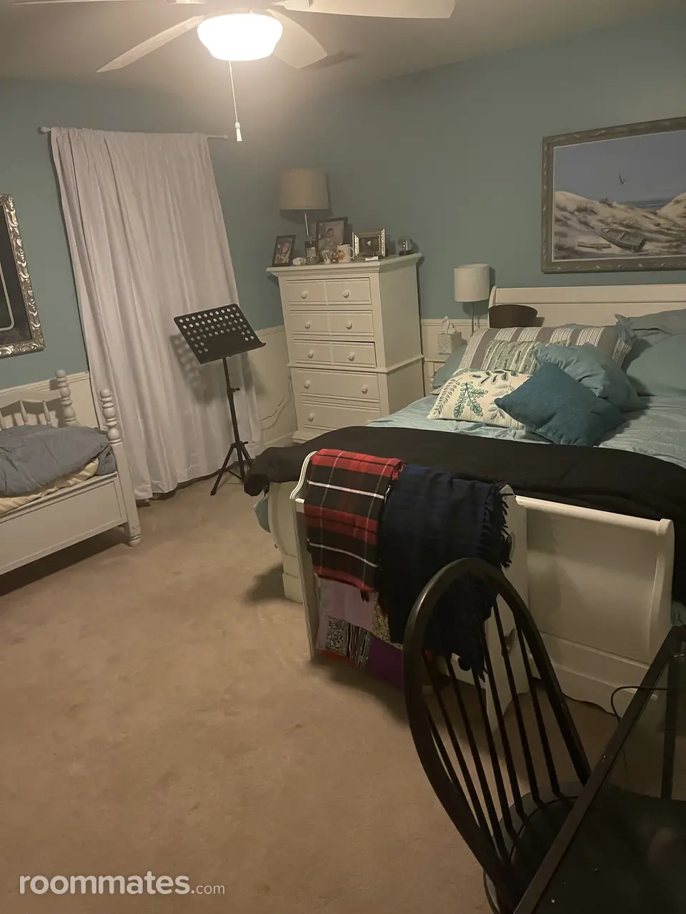 Profile photo 1 of 2