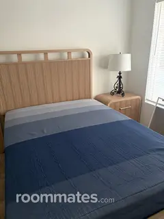 Room for rent in Palmdale, CA $1300, house