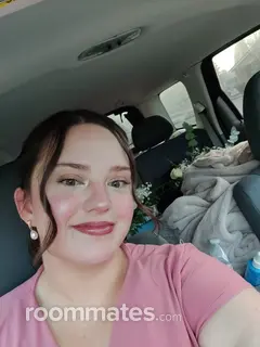 Roommate looking Lacey, WA, $1000