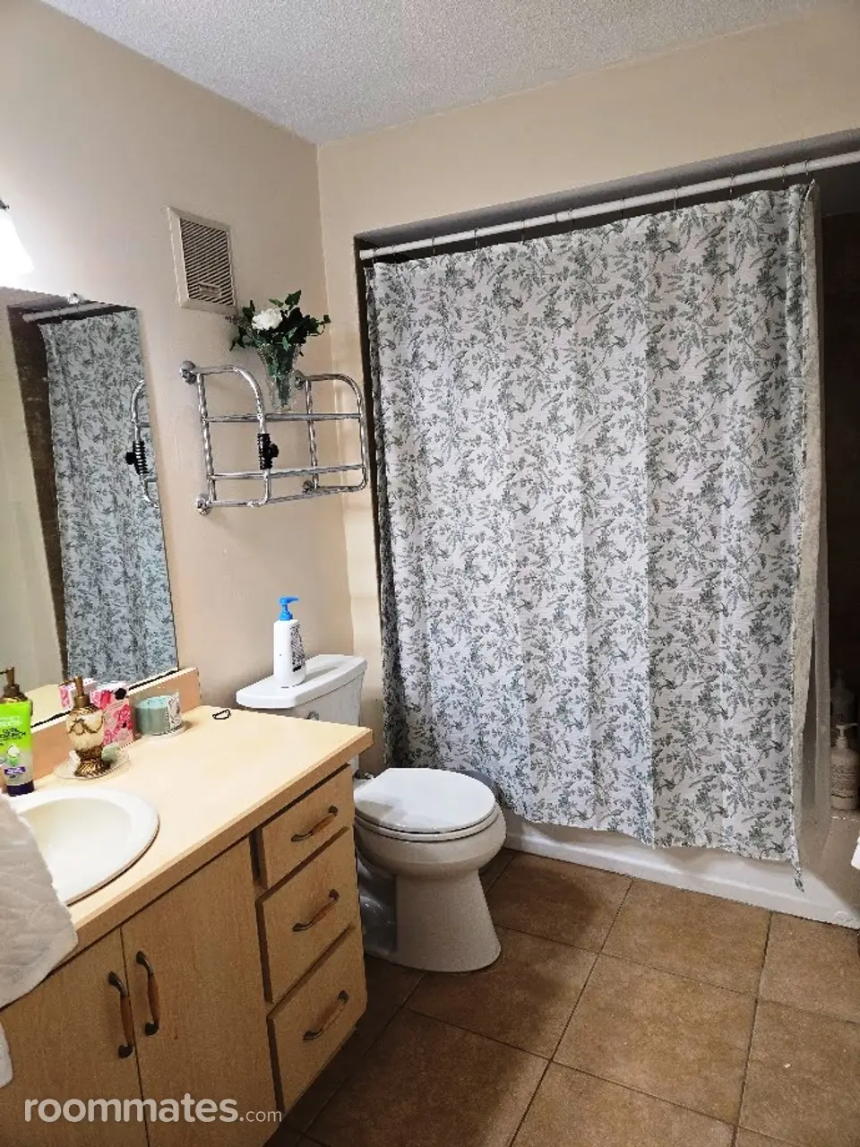 Profile photo 4 of 9