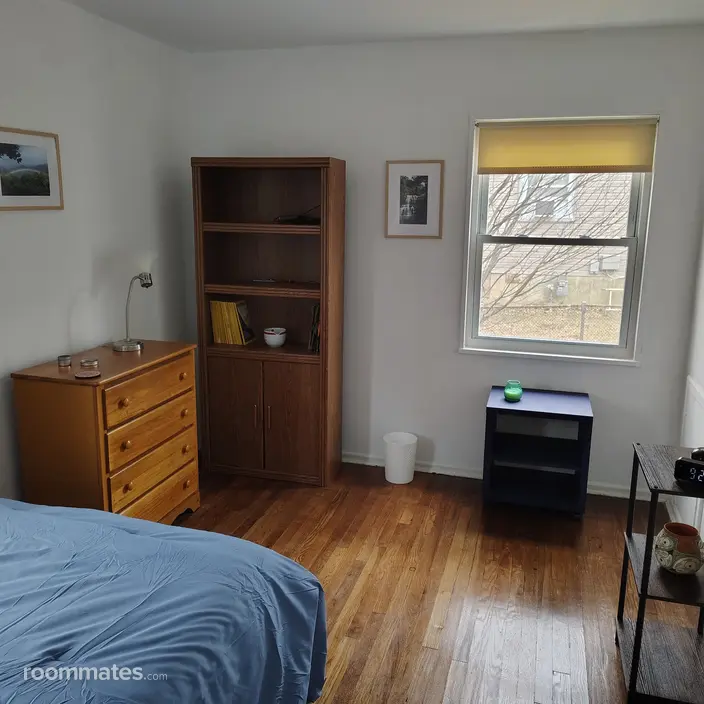 Room for rent in Falls Church, VA $730, house