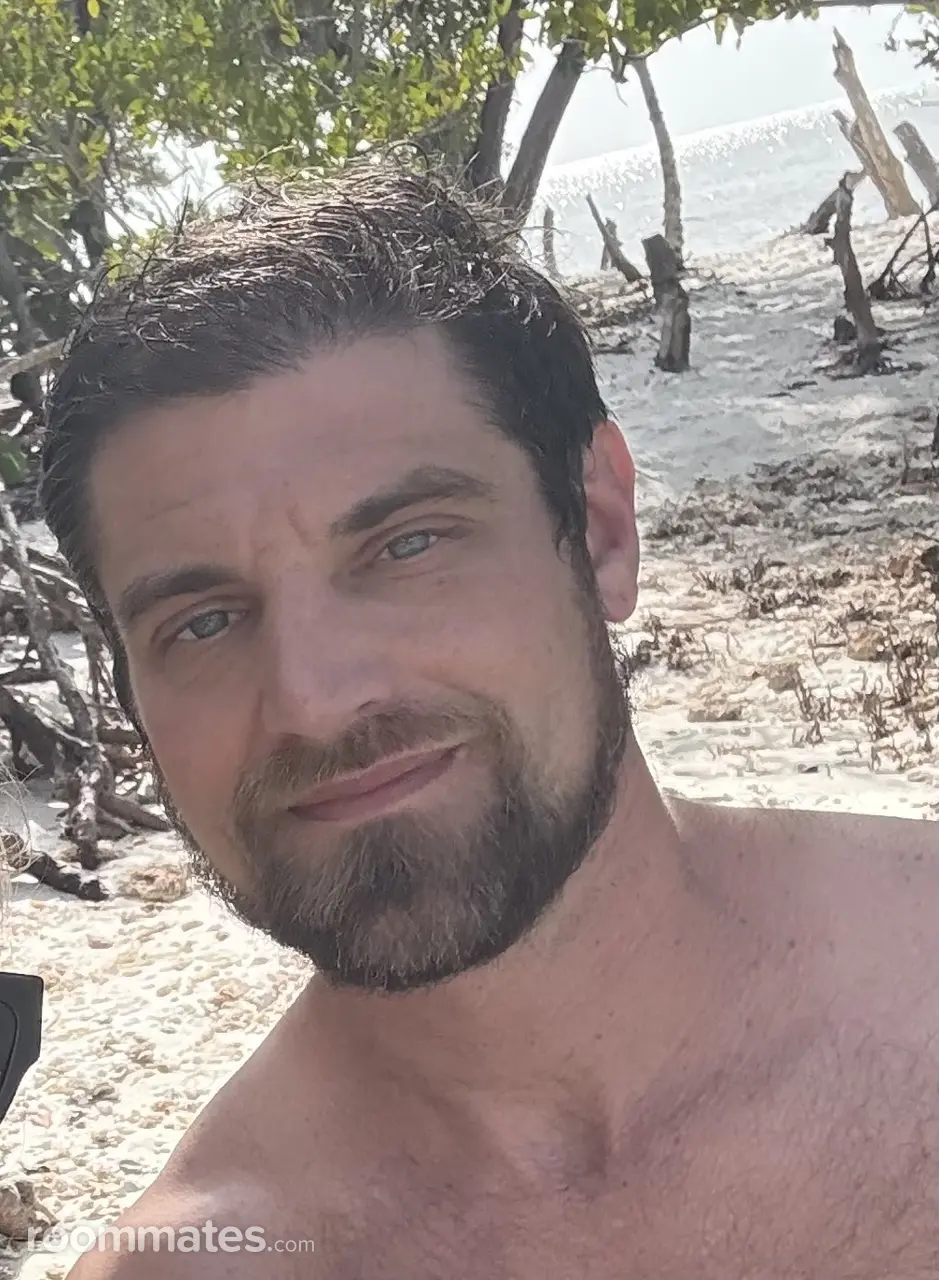 Profile photo 1 of 1