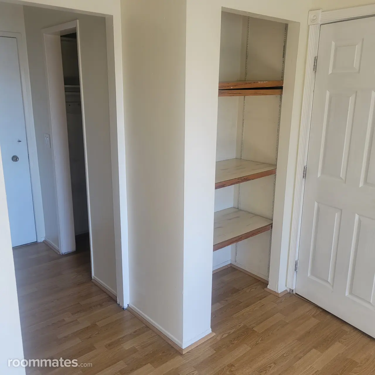 Profile photo 1 of 3