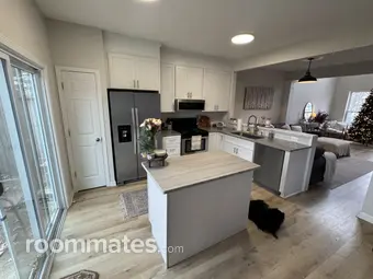 Room for rent in Cary, NC $900, house