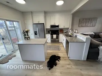 Room for rent in Cary, NC $900, house