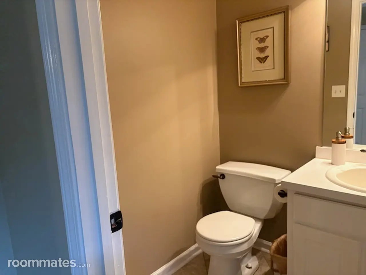 Profile photo 3 of 8