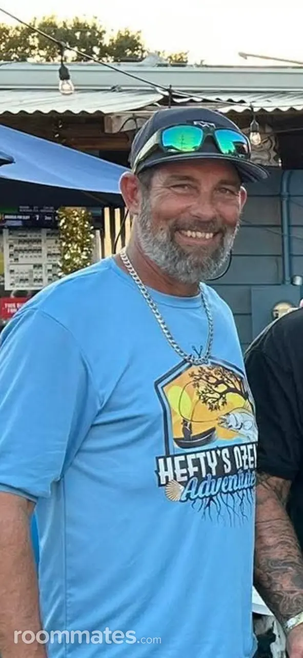 Profile photo 1 of 1