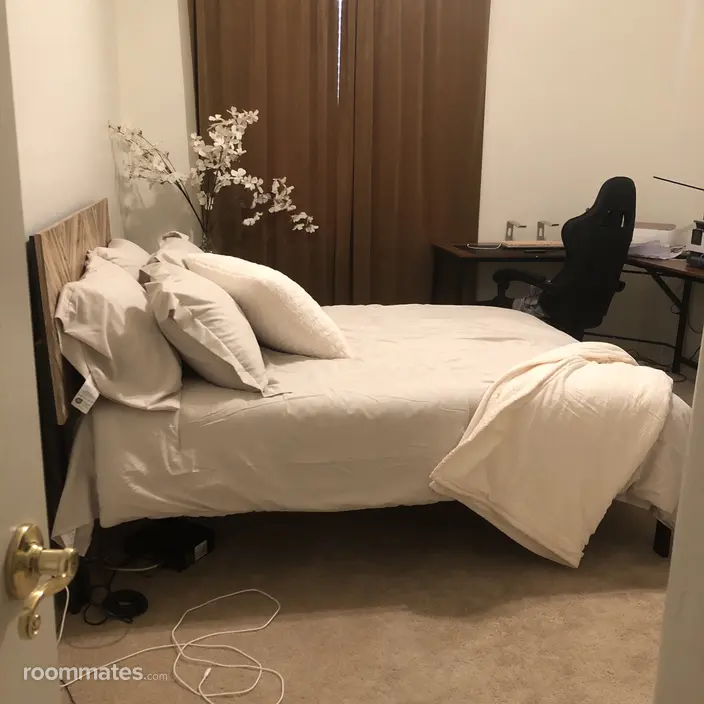 Room for rent in Phoenix, AZ $850, house