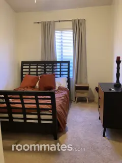 Room for rent in Phoenix, AZ $1000, house