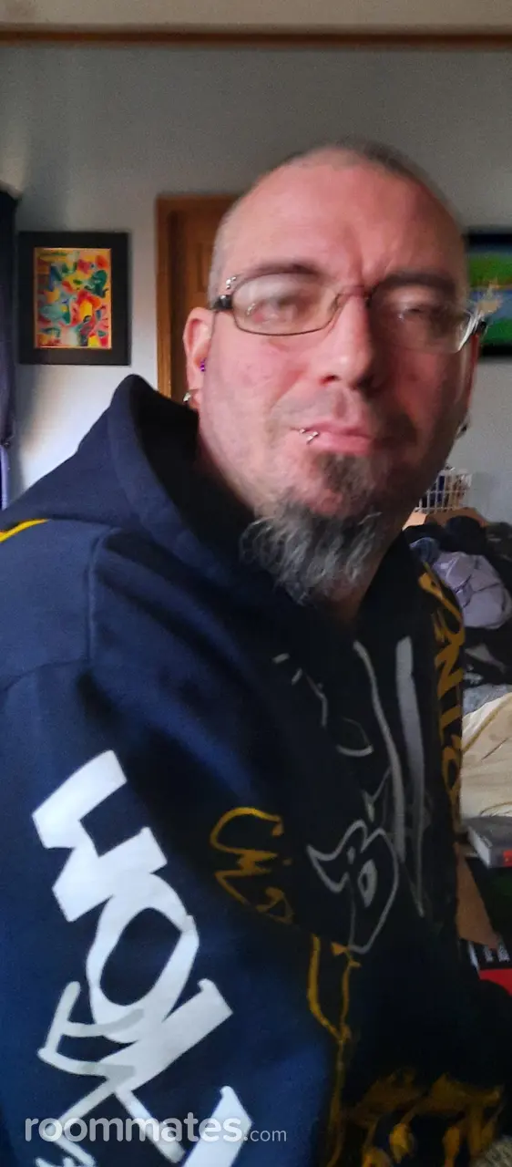 Profile photo 1 of 4