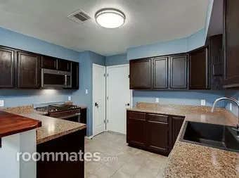 Room for rent in Austin, TX $527, house