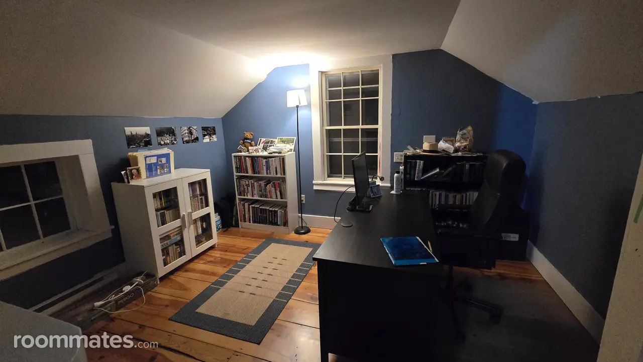 Profile photo 6 of 10