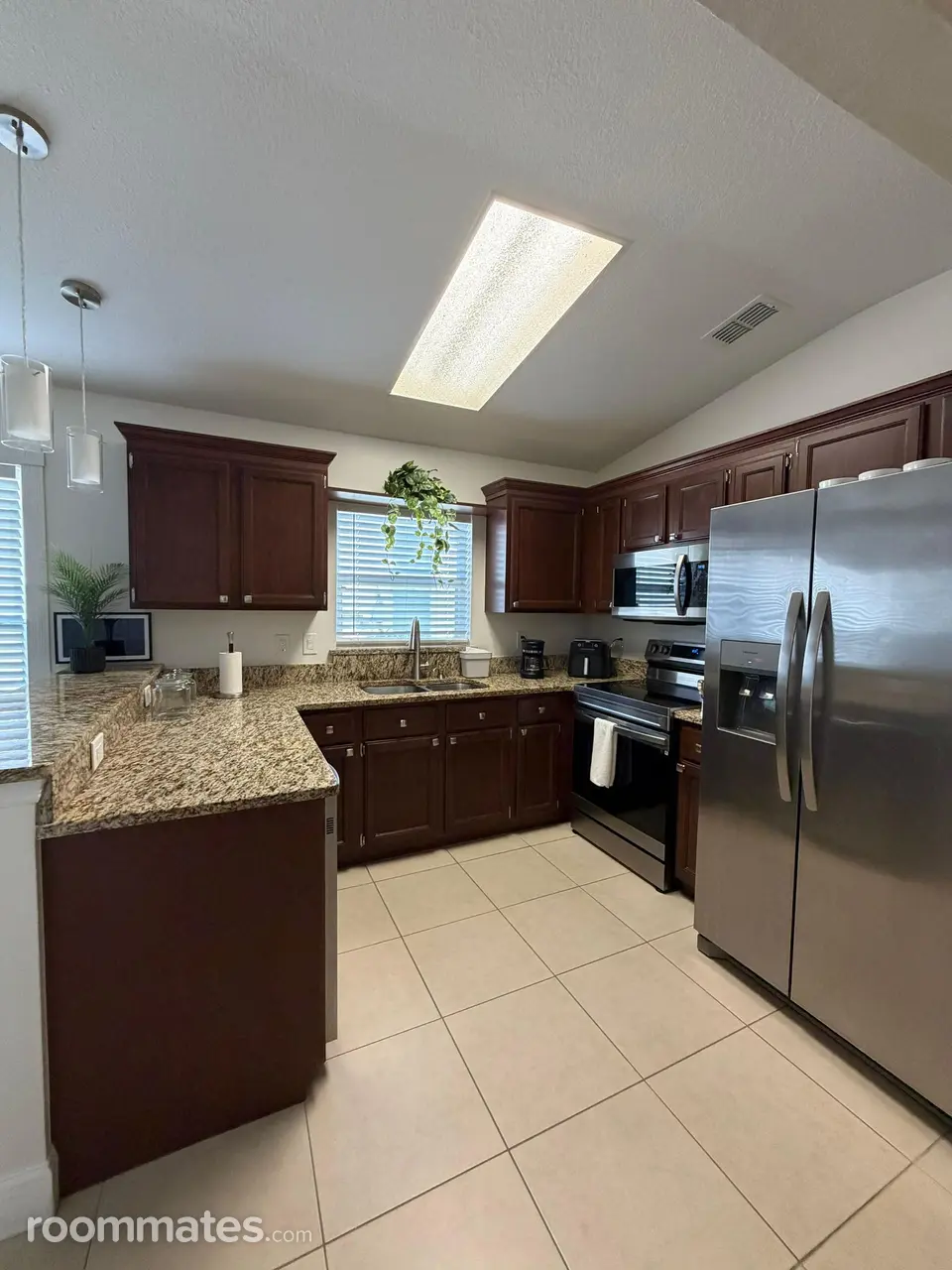 Profile photo 6 of 9