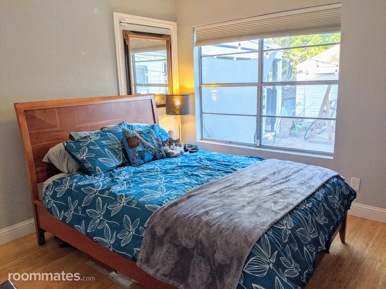 Profile photo 2 of 11