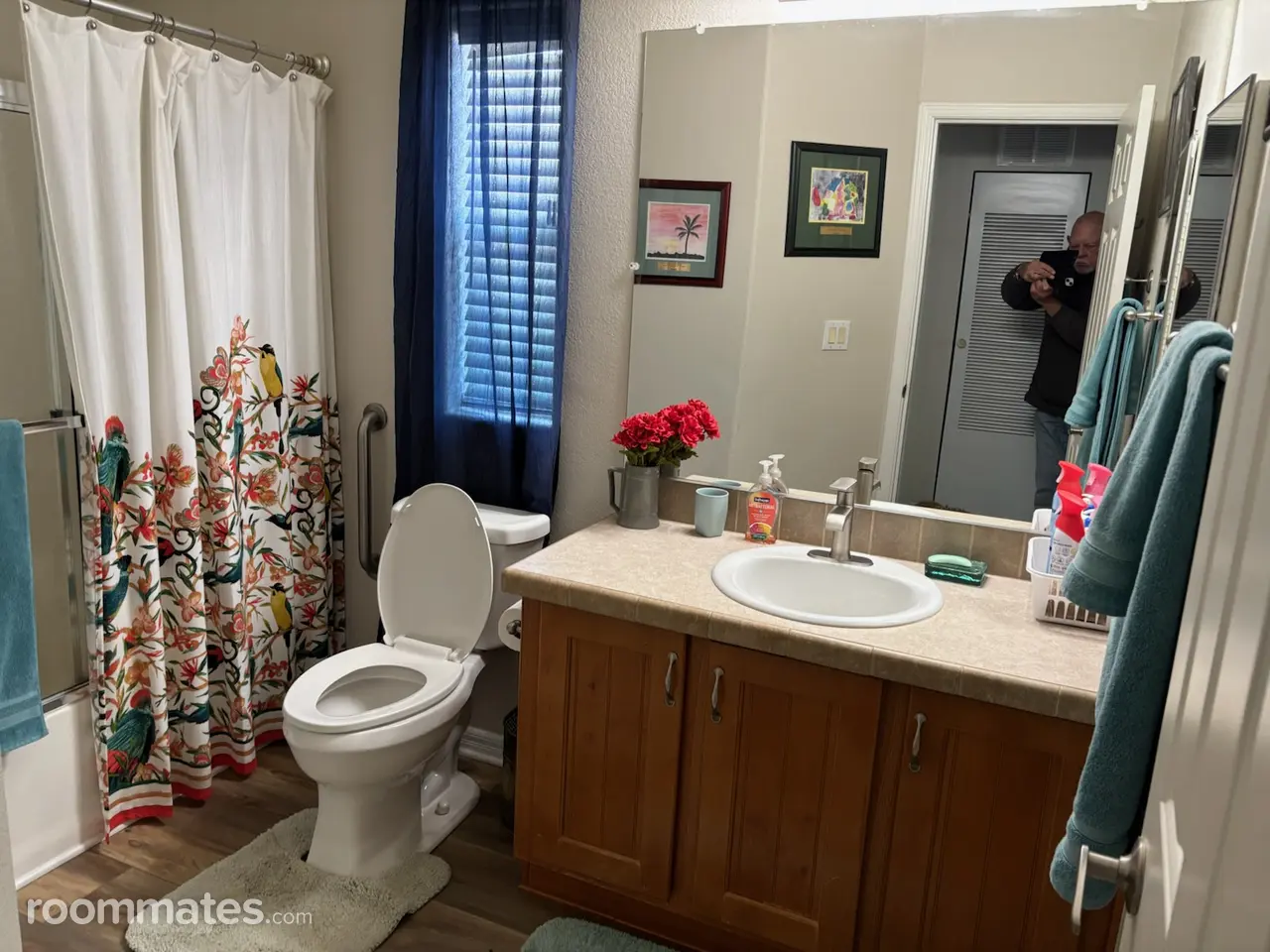 Profile photo 5 of 10