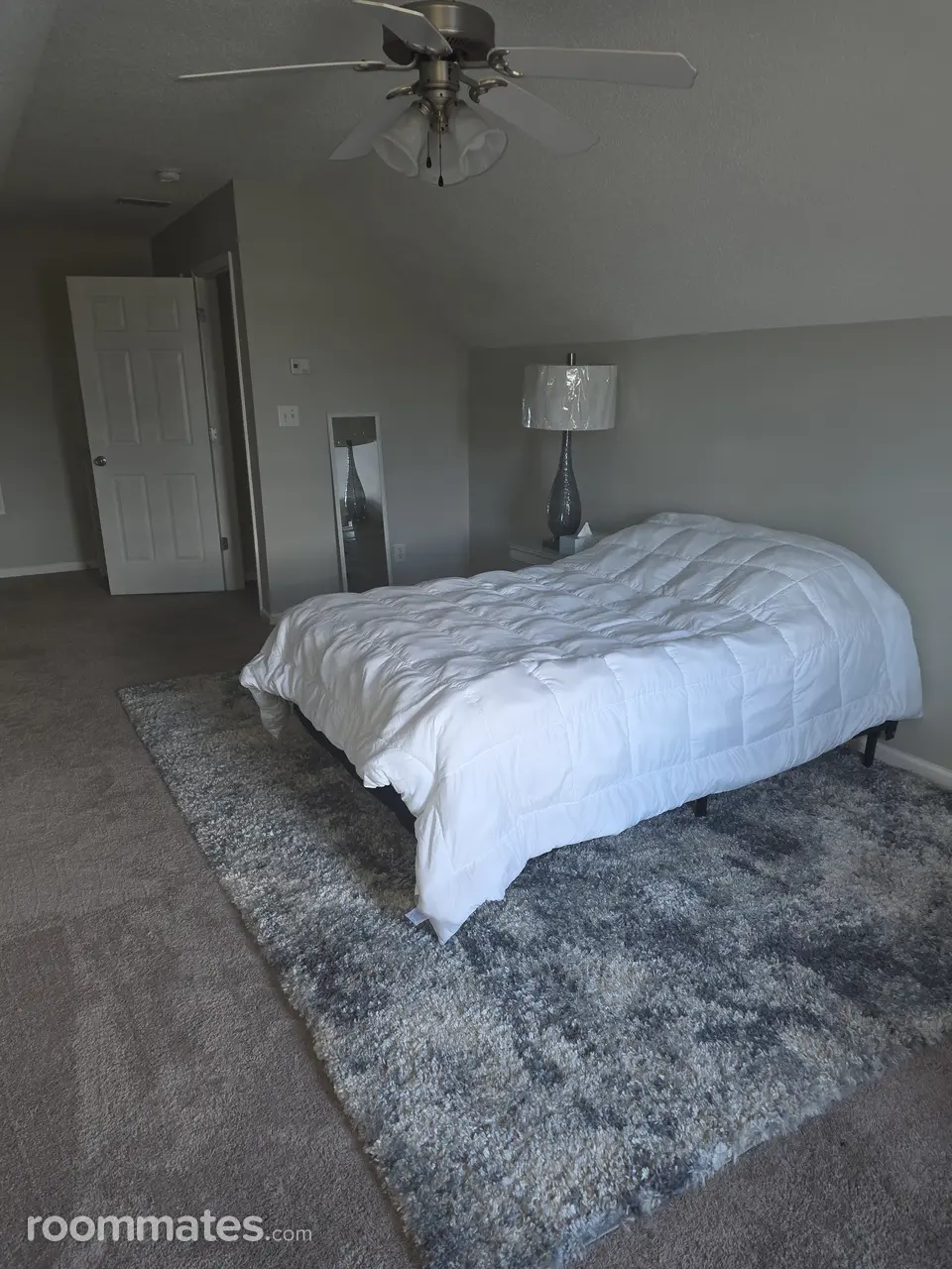 Profile photo 4 of 7