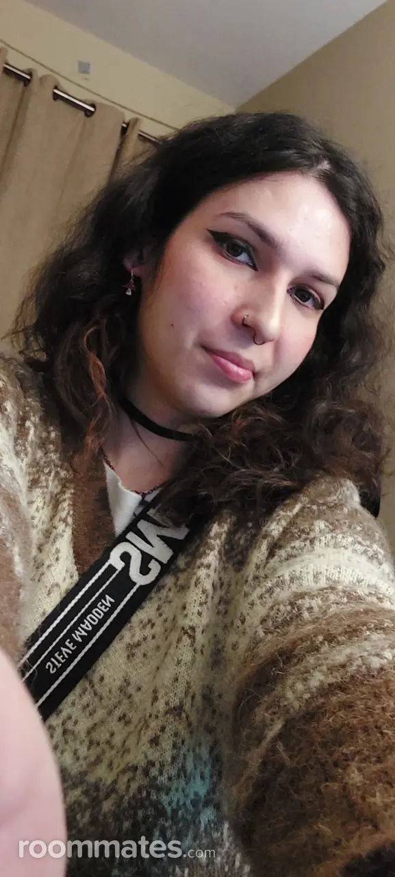 Profile photo 2 of 4