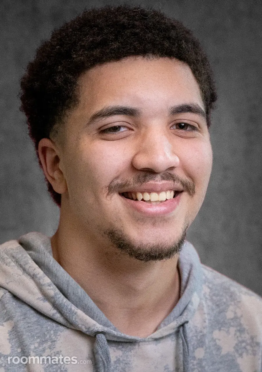 Profile photo 1 of 1