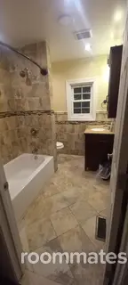 Room for rent in Baltimore, MD $1000, house