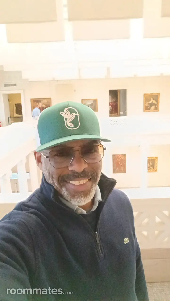 Profile photo 8 of 11