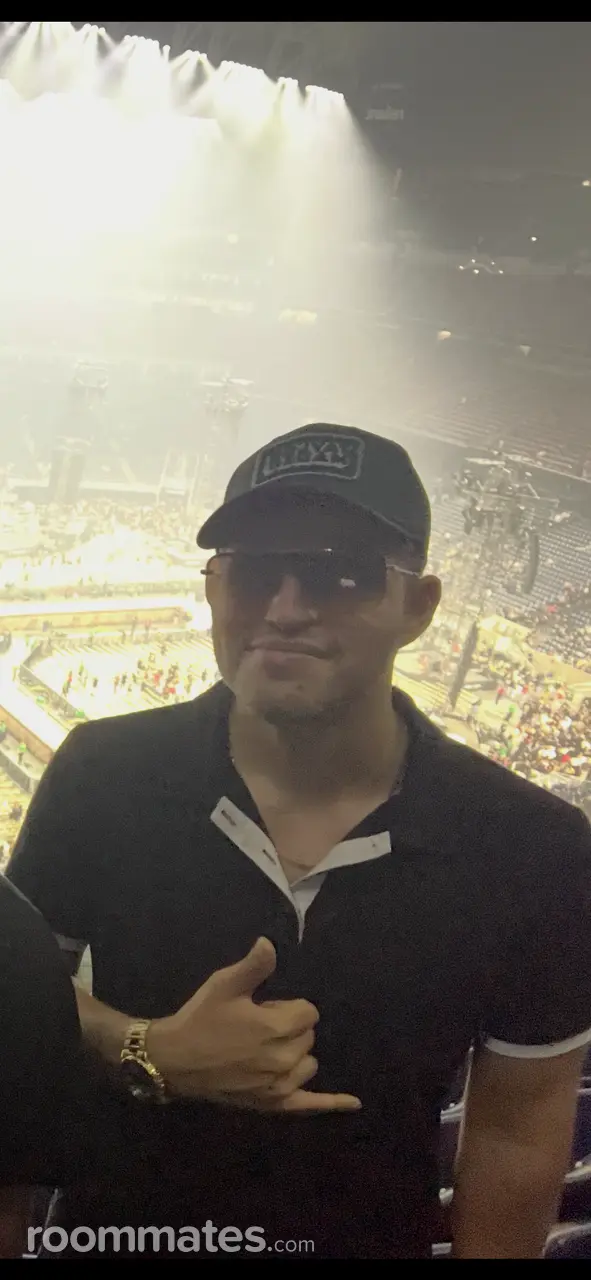 Profile photo 5 of 8