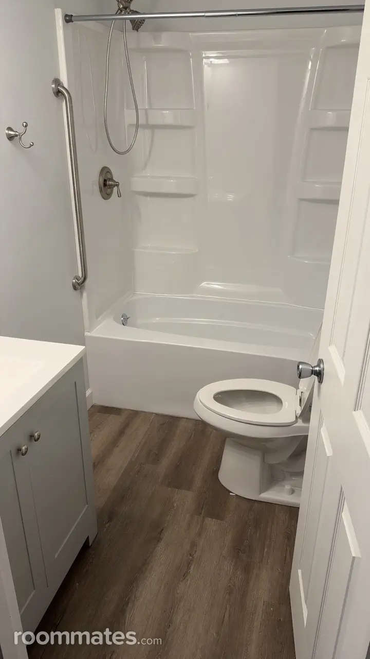 Profile photo 3 of 5