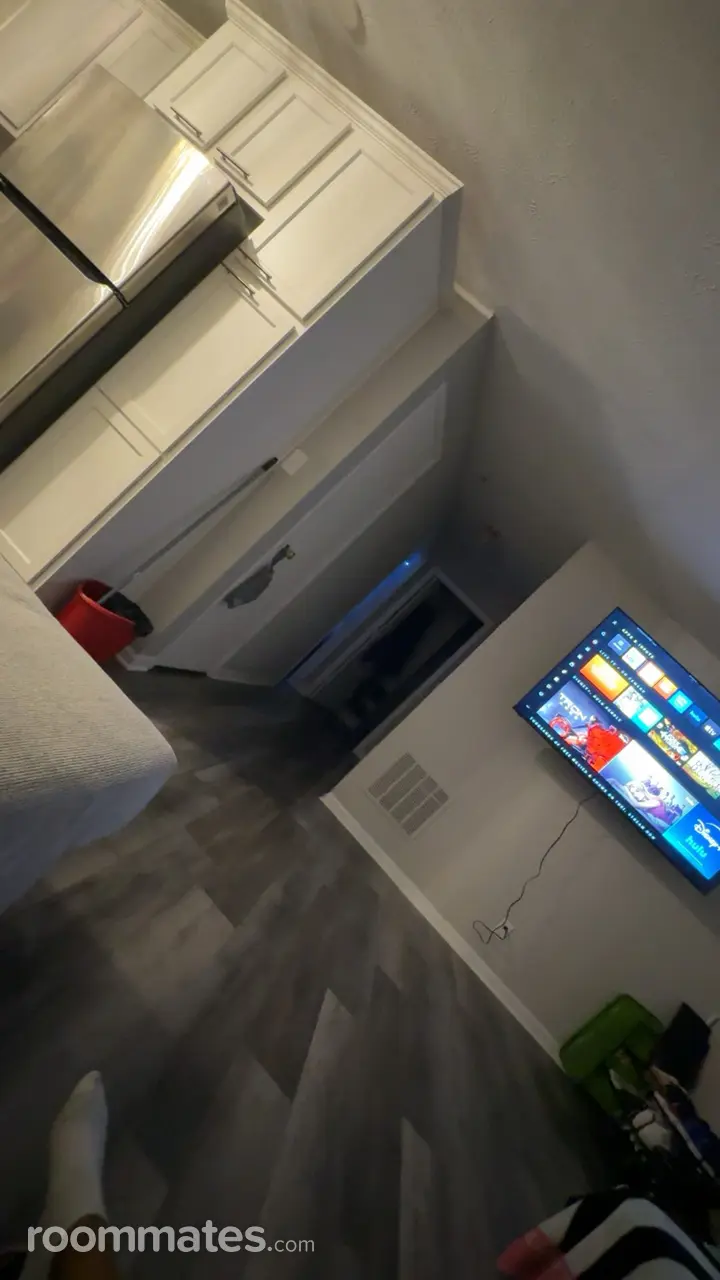 Profile photo 4 of 11