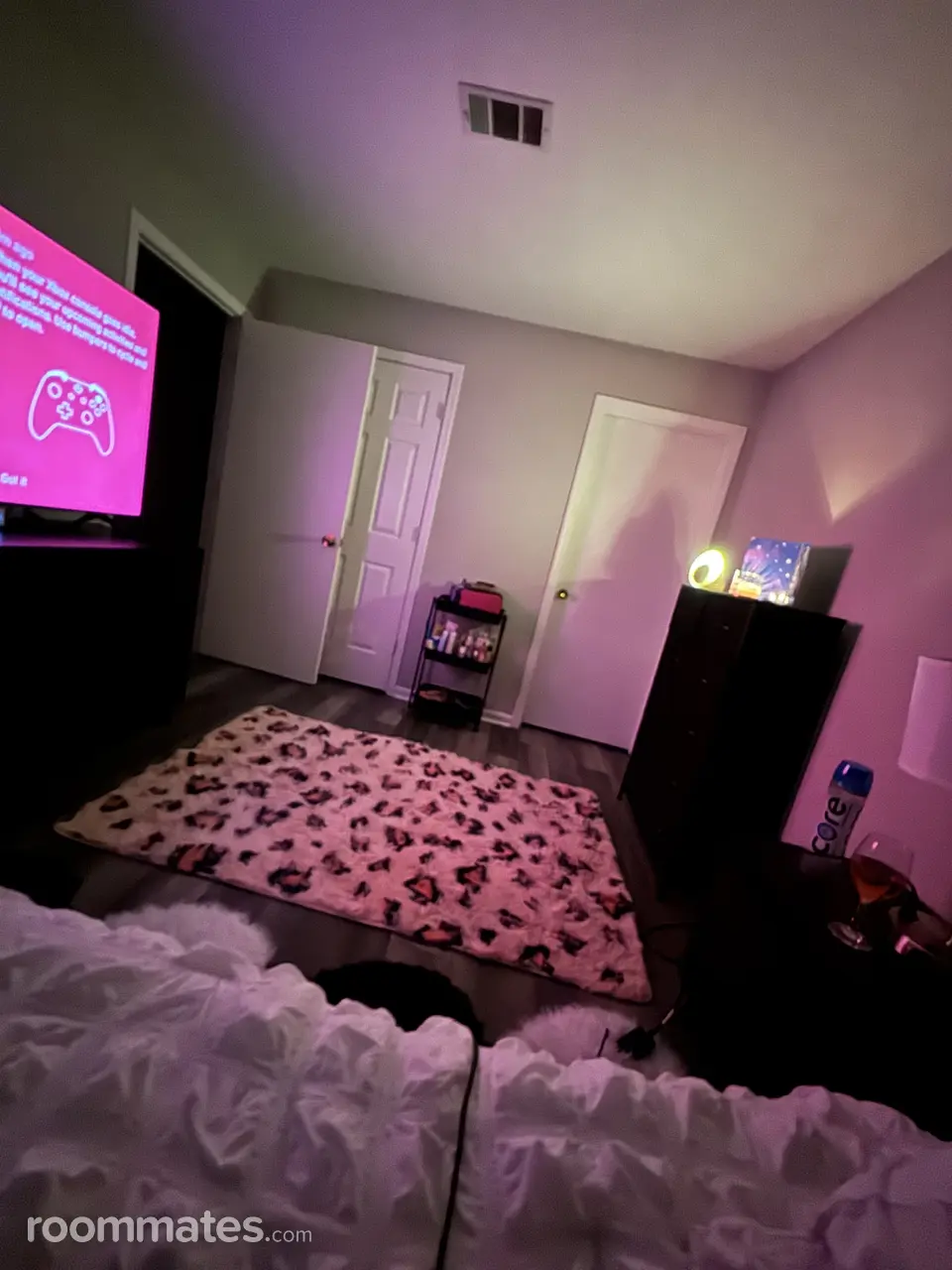 Profile photo 7 of 11