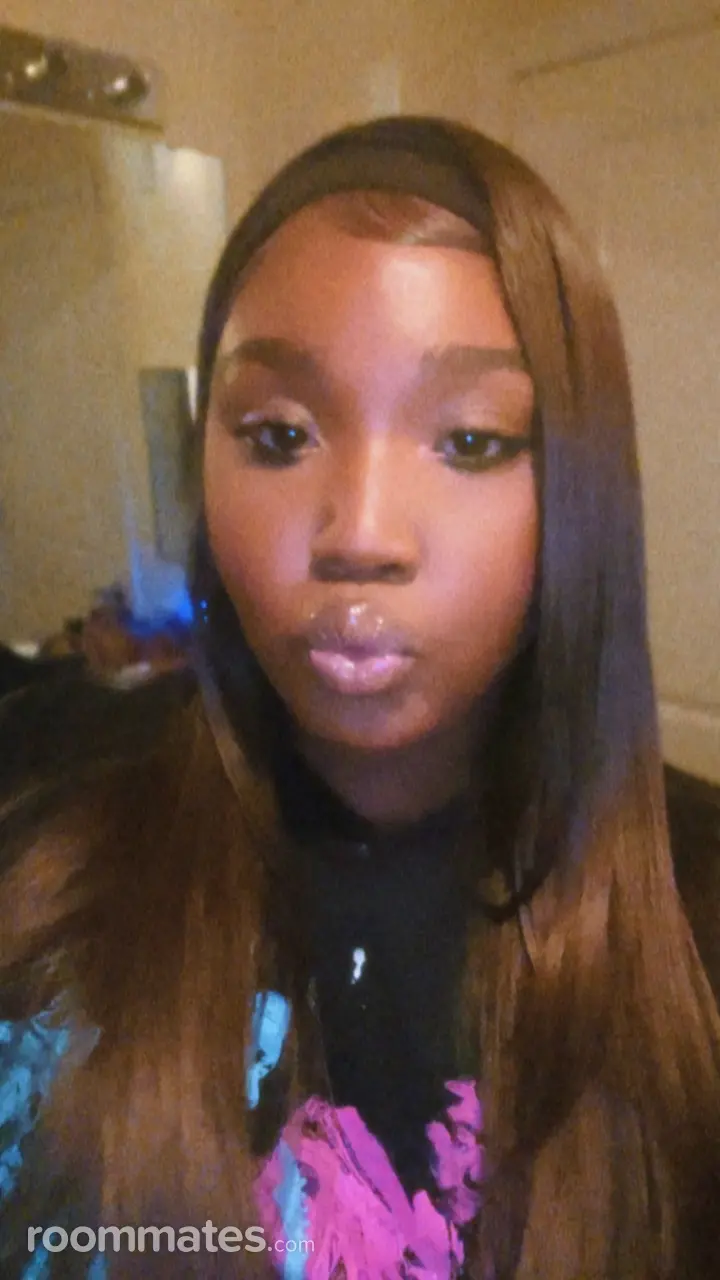 Profile photo 5 of 5