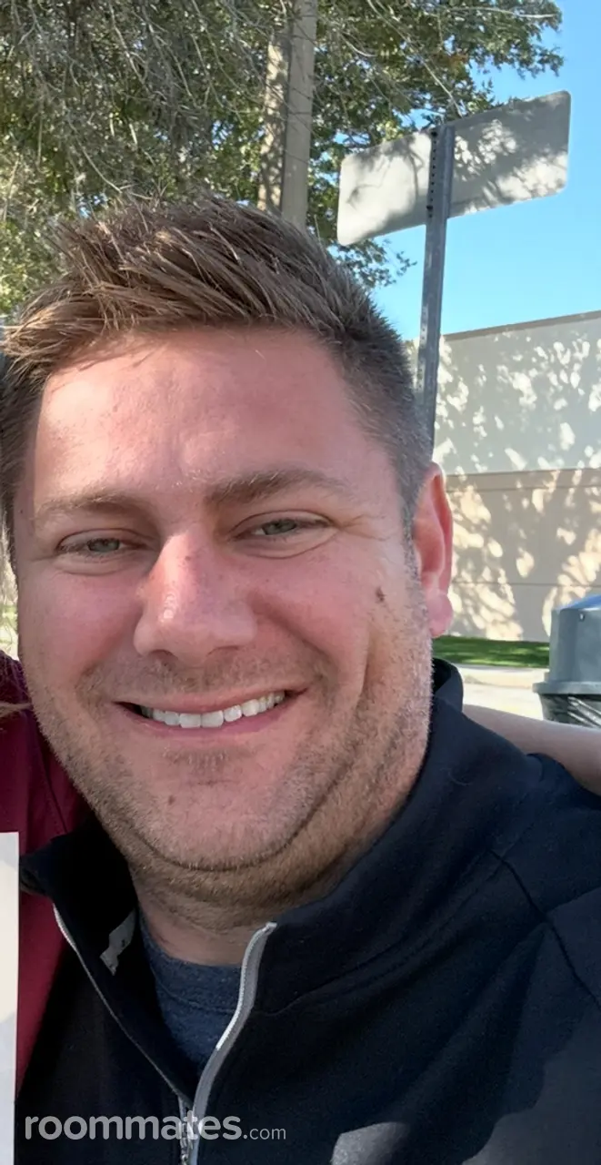 Profile photo 1 of 1