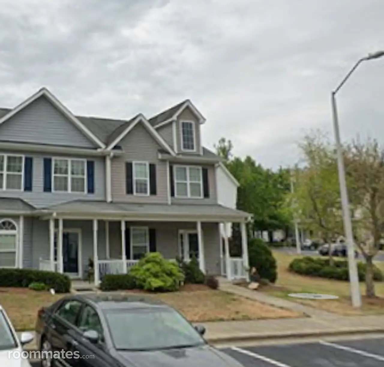 Profile photo 1 of 2