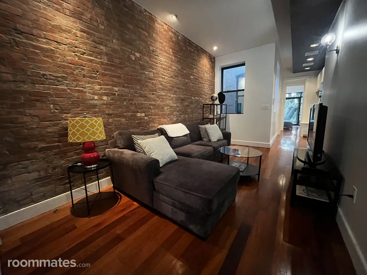 Profile photo 4 of 5