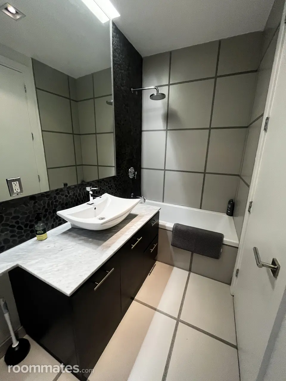 Profile photo 2 of 5