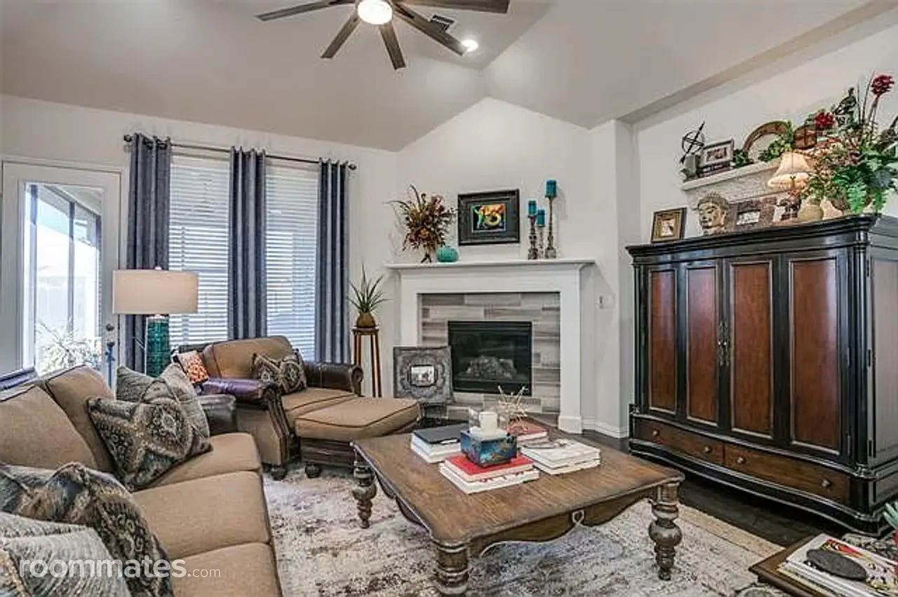 Profile photo 5 of 7