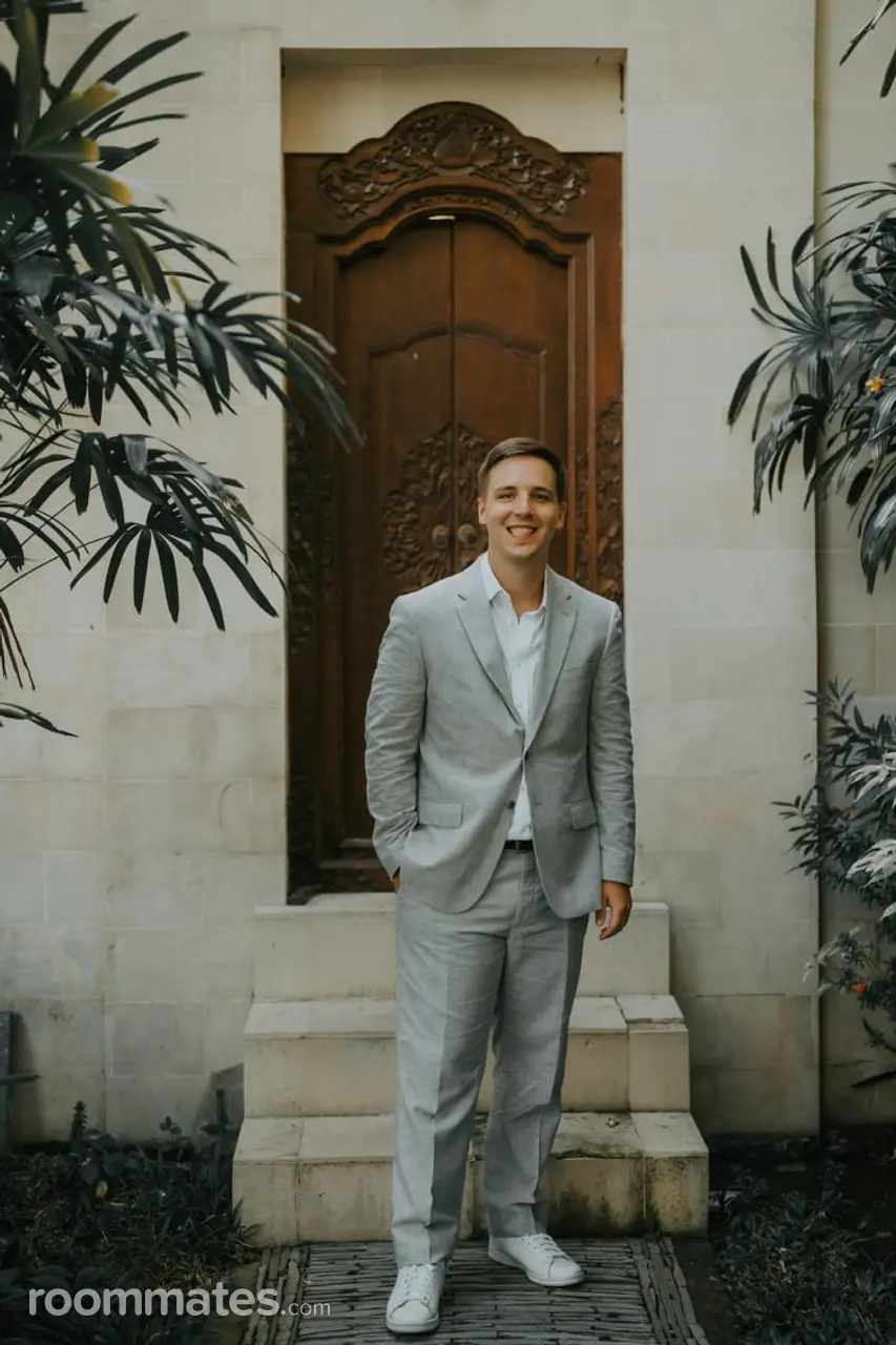 Profile photo 7 of 7