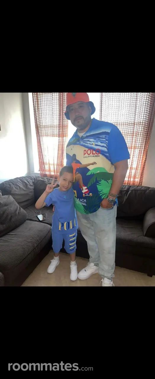 Profile photo 4 of 6