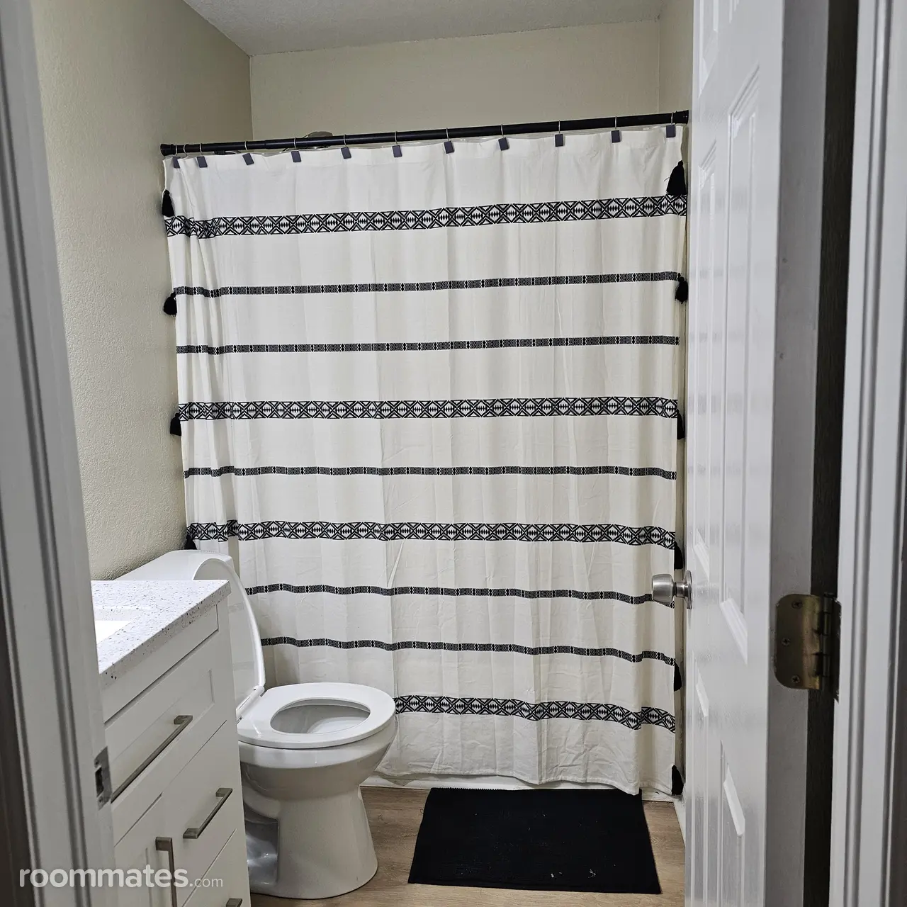 Profile photo 9 of 10