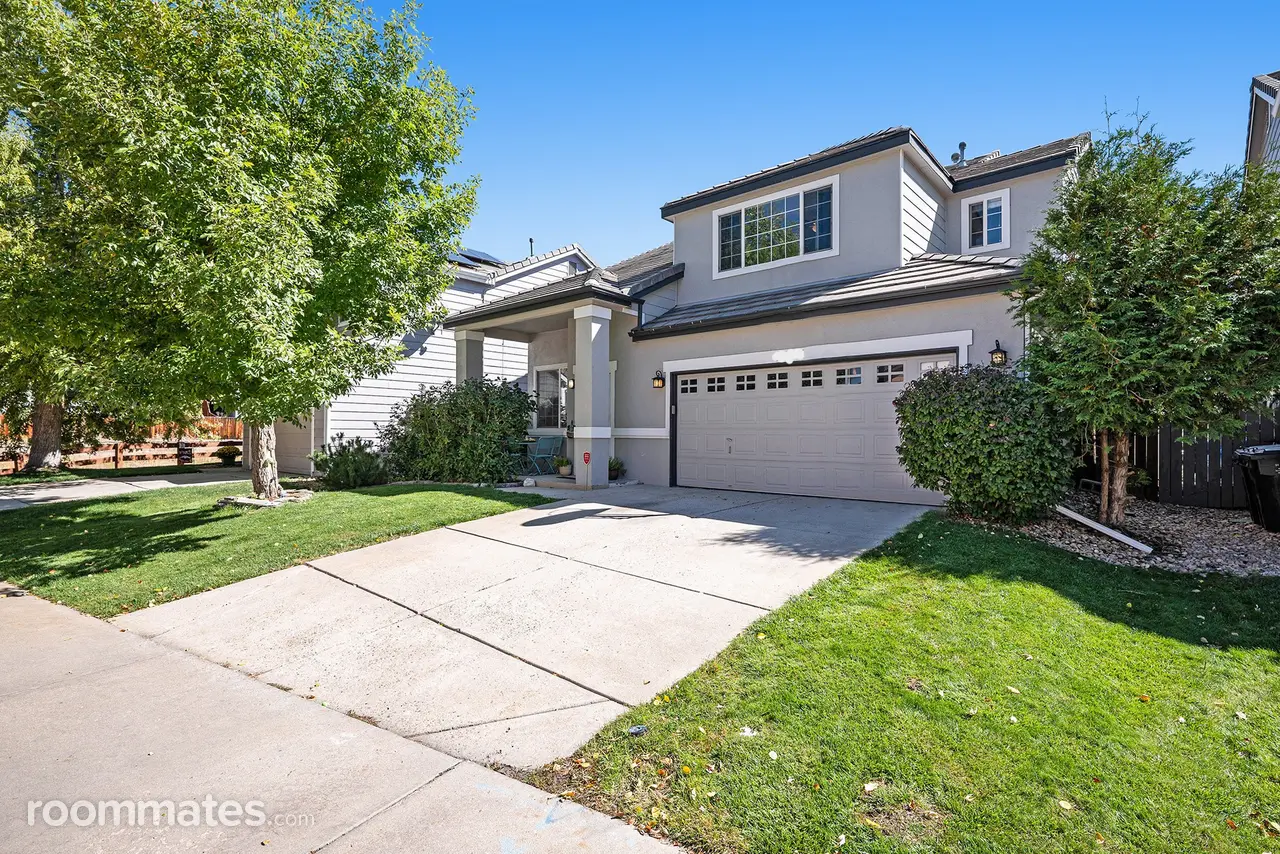 Profile photo 1 of 10