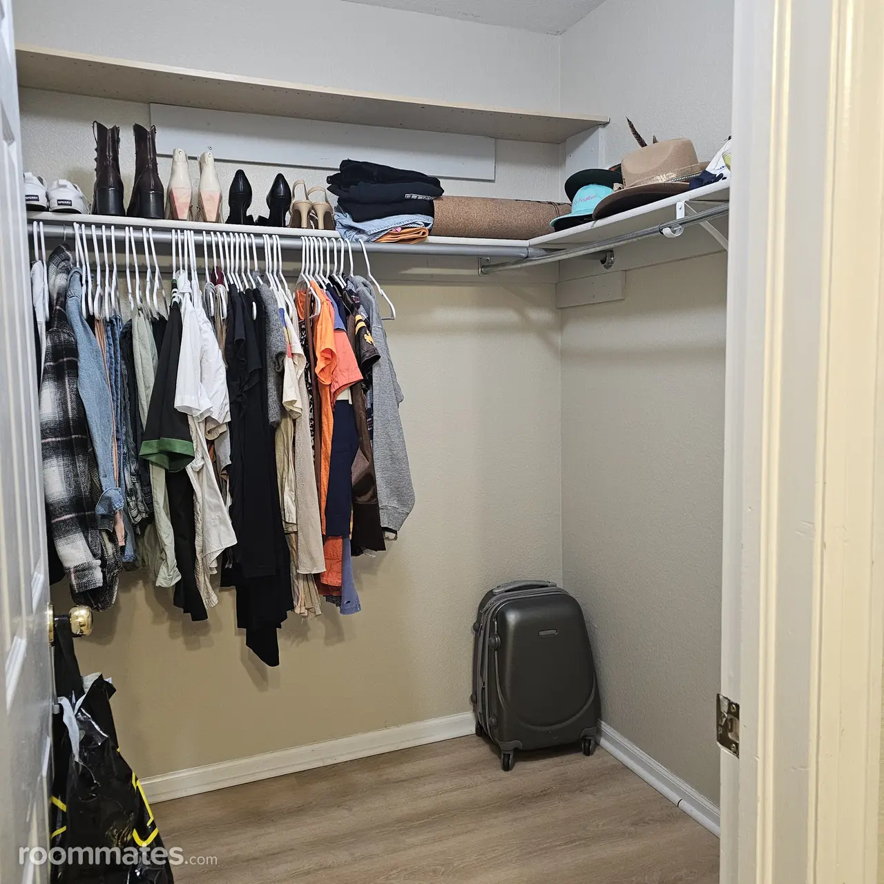 Profile photo 8 of 10