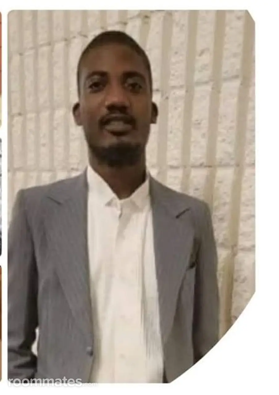 Profile photo 3 of 6