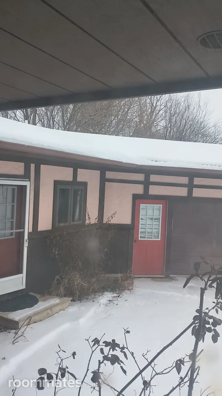 Profile photo 6 of 17