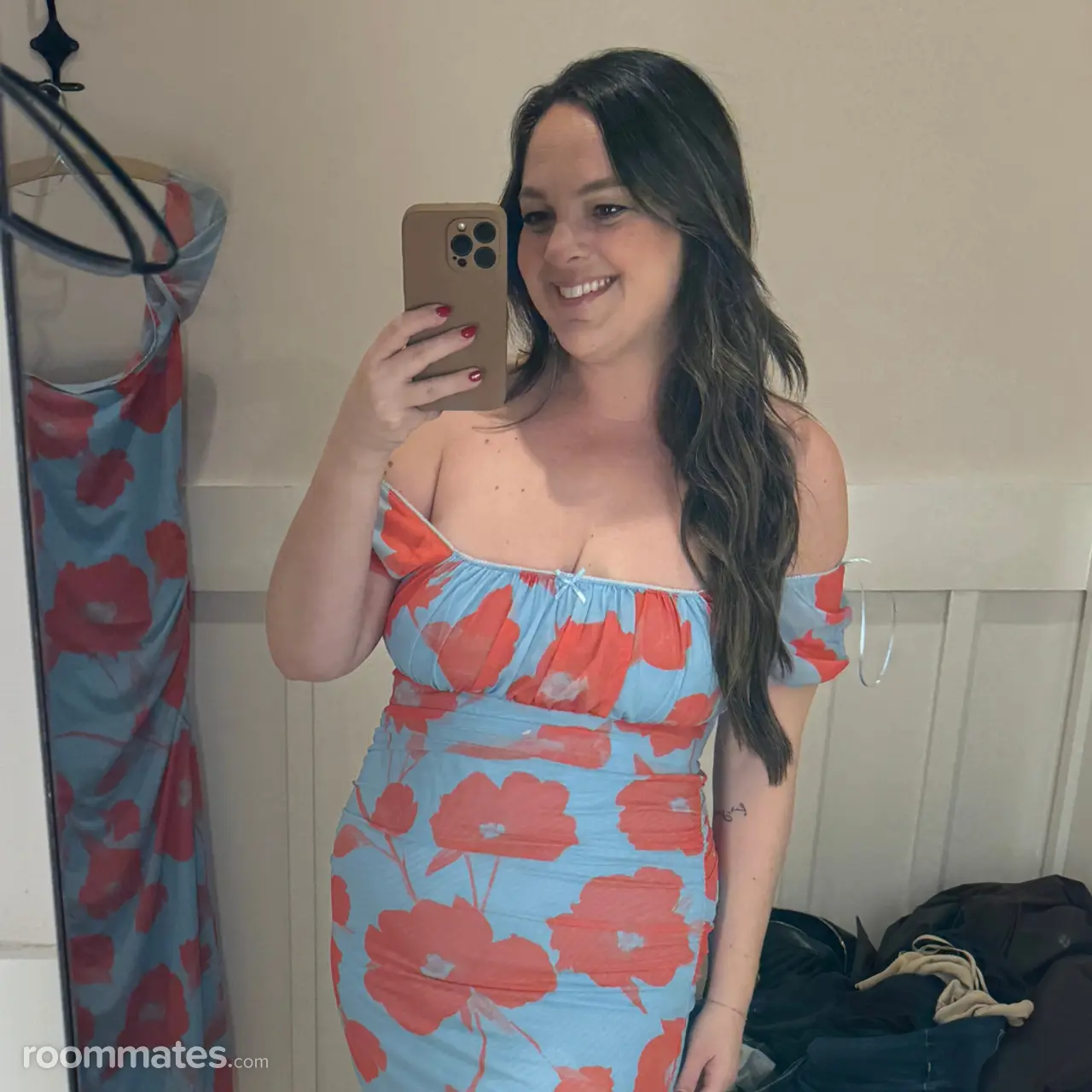 Profile photo 4 of 4